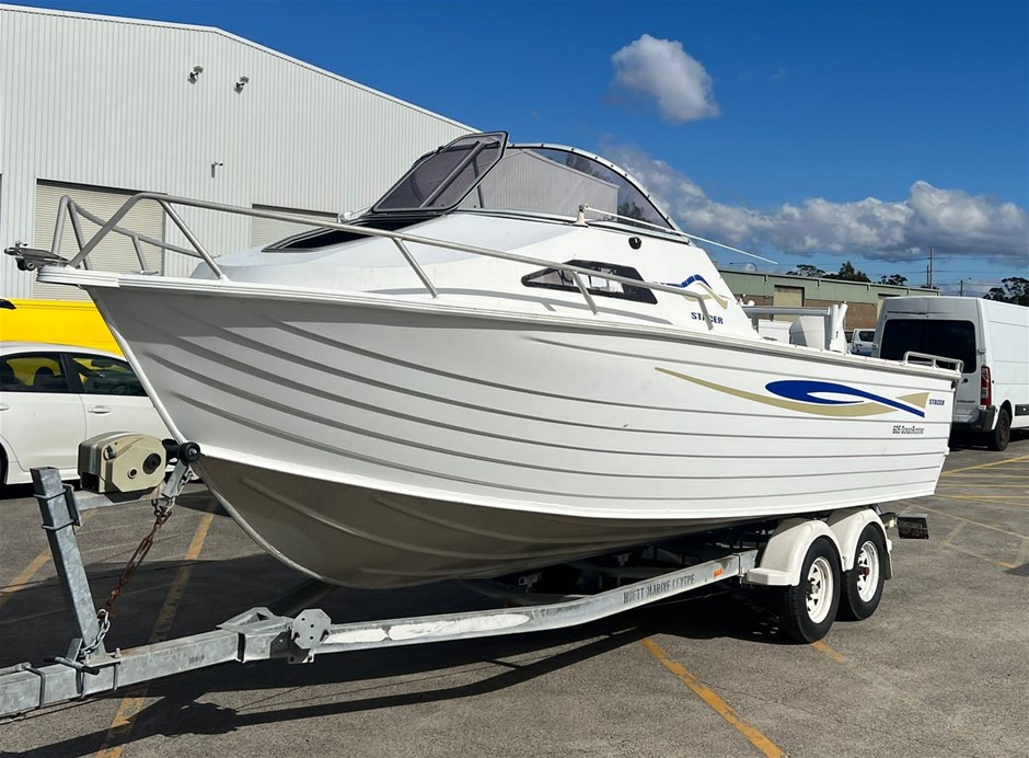 2004 Stacer 605 Ocean Runner Half Cabin Boat, 150HP Evinrude Engine ...