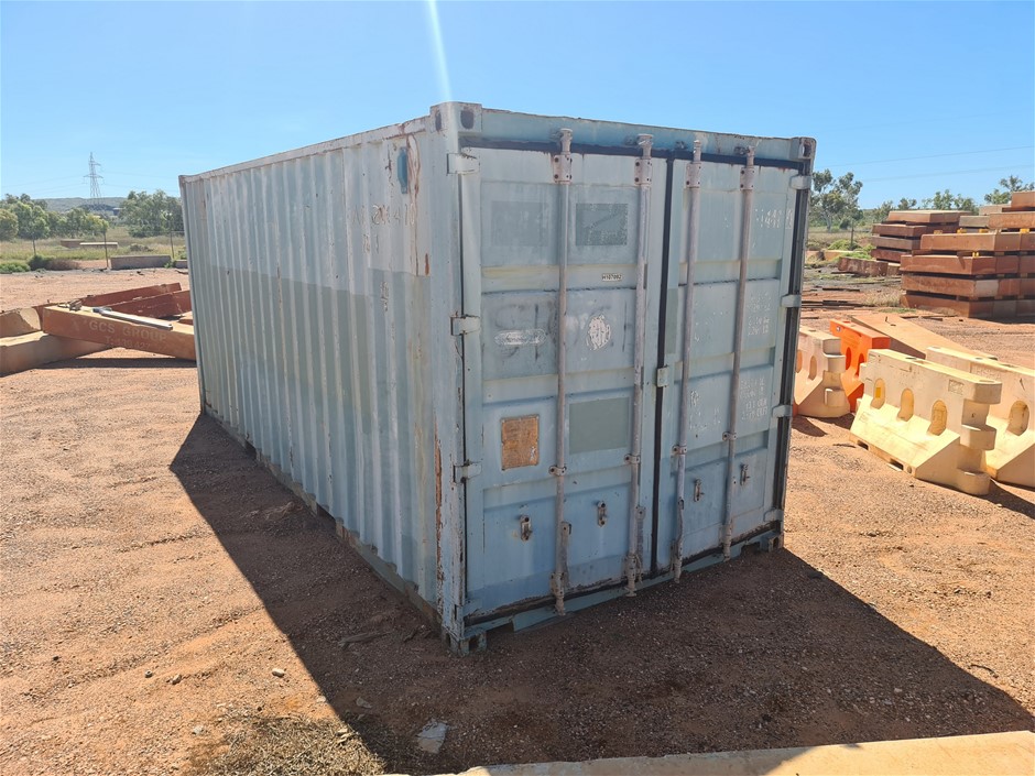 20ft Shipping Container with Contents (Karratha) Auction (00299033805
