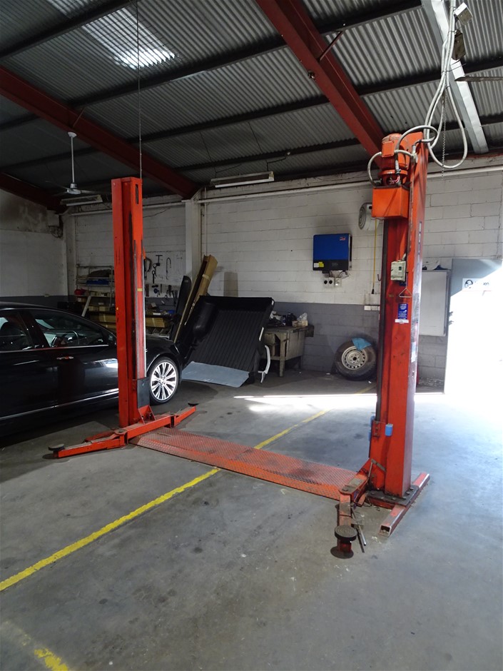 Molnar MF170585A/3T 3 Ton 2 Post Hoist (Gawler, SA) Auction (0003