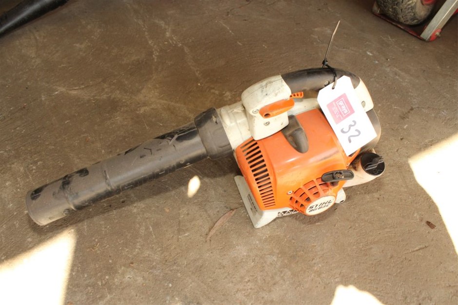 Stihl BG86C Hand Held Petrol Blower Auction (0032-5049922) | Grays ...