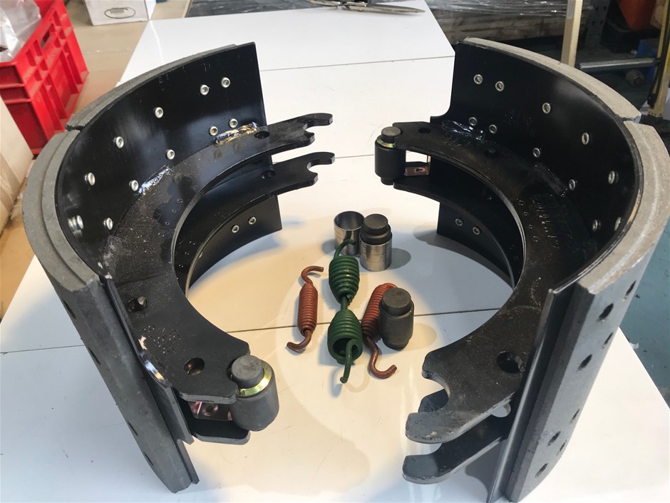 Hendrickson S277831 Brake Shoe Kit Auction (00353023104) Grays