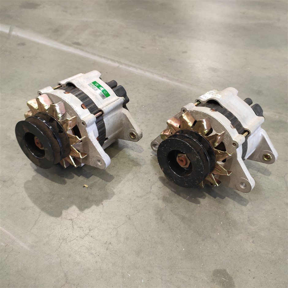 2x Alternators Auction (00709034752) Grays Australia
