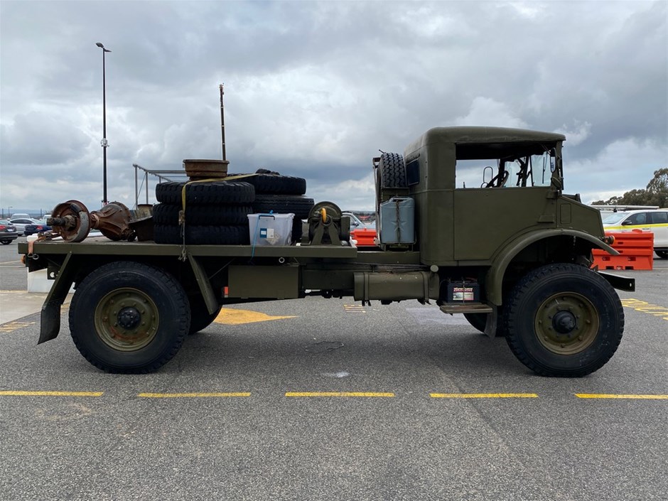 1943 Chevrolet Blitz 4x4 Petrol Tray Body Army Truck Auction (0001