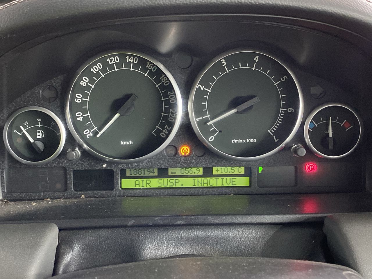 Top 81+ images 2005 land rover air suspension inactive - In ...