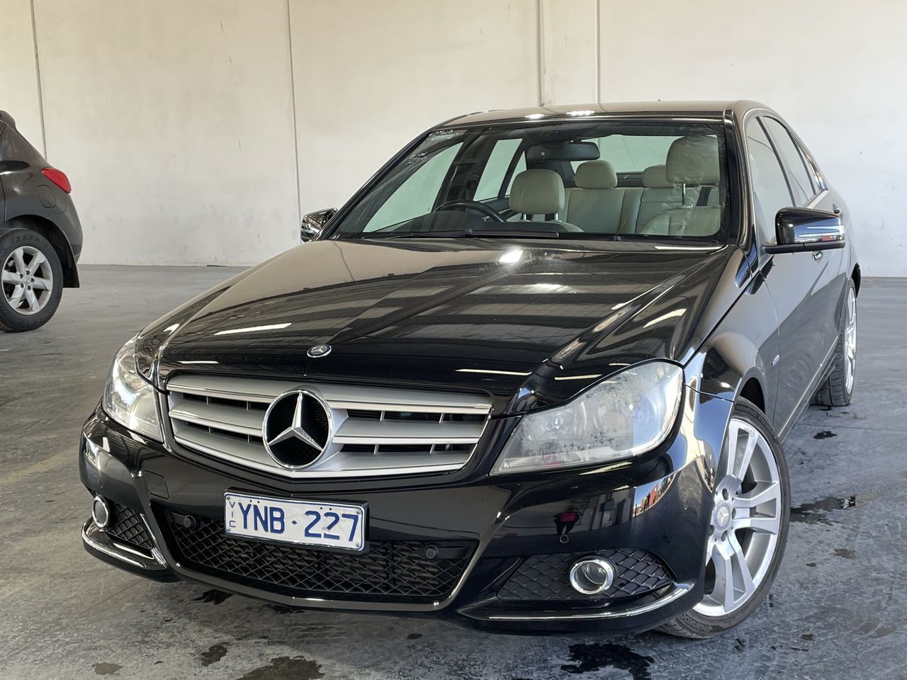 2011 Mercedes Benz C200 Avantgarde Automatic Auction (0001-20061969 ...