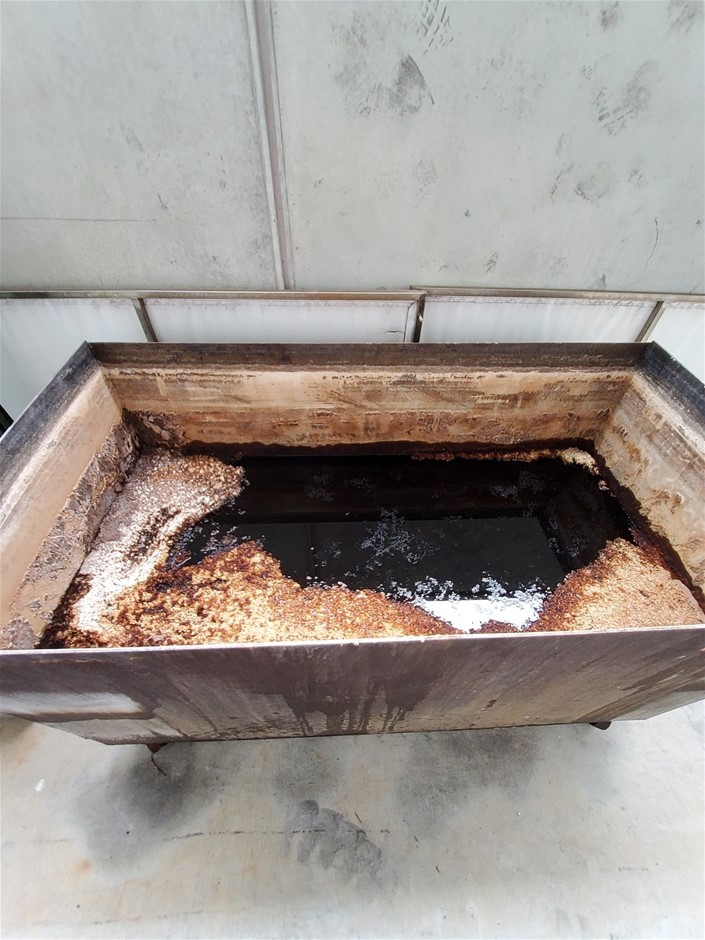 Large Caustic Dip Tank Auction (00277041455) Grays Australia