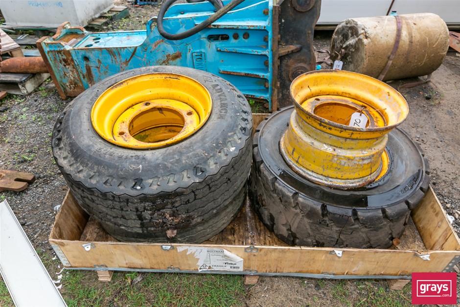 Skid Steer Rims And Tyres Auction (00705050677) Grays Australia