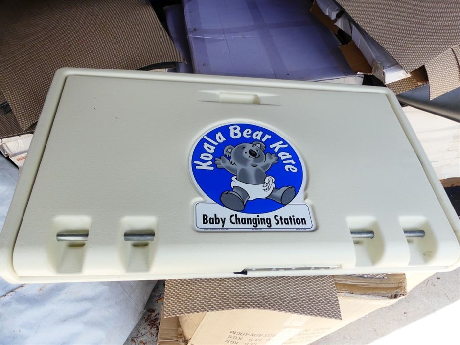 Koala Bear Kare Foldout Commercial Baby Change Table Auction (0083 ...