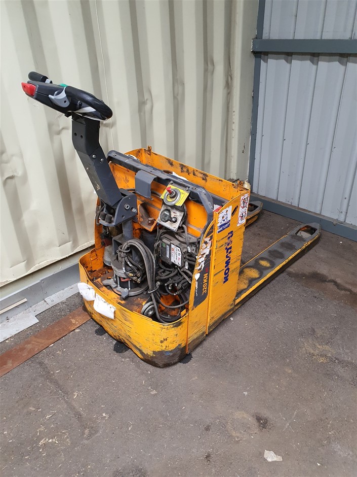 Komatsu 320KN AC Battery Operated Electric Walkie Pallet Jack Auction (00533023802) Grays