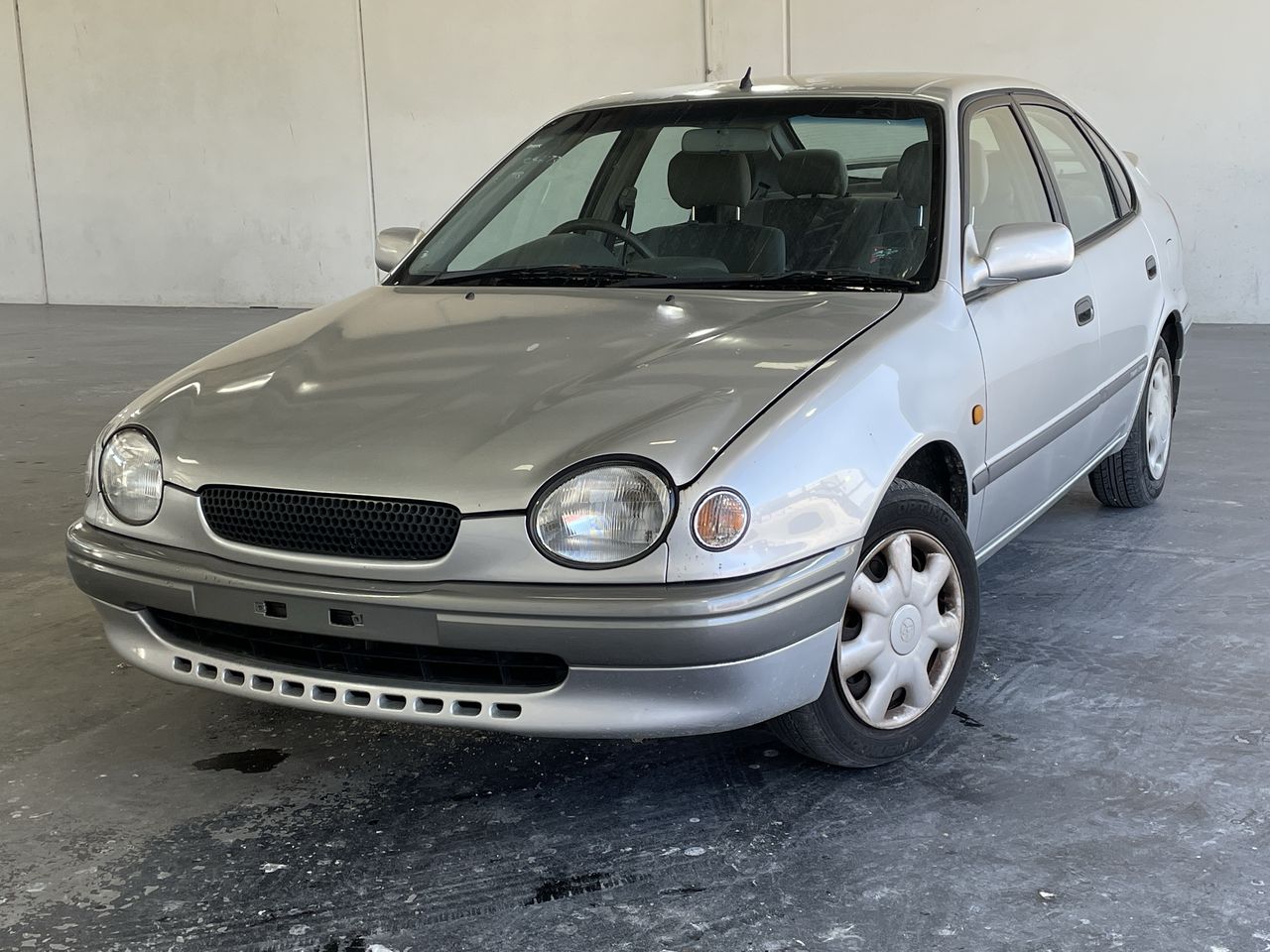 1999 Toyota Corolla Conquest Seca AE112R Automatic Hatchback Auction ...