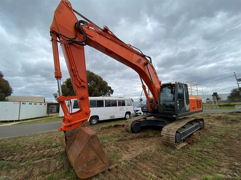 2008 Hitachi Zaxis ZX330LC-3 Hydraulic Excavator Auction