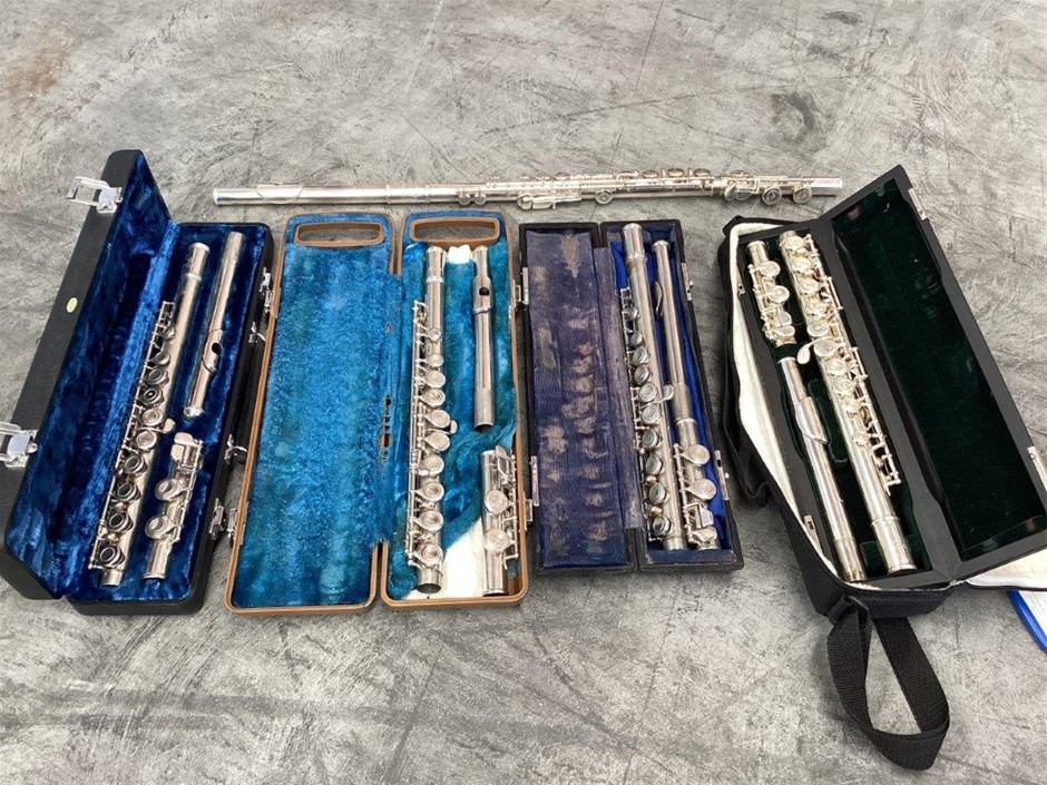 5 x Assorted School Flutes Auction (00443024053) Grays Australia