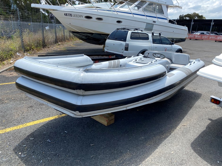2004 Mastica Jet Tender Boat, 2.8 Turbo Diesel Engine Auction (0001