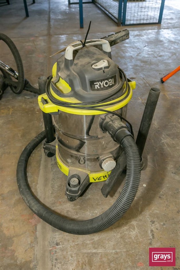 Ryobi RVC12201G Industrial Wet & Dry Vacuum Cleaner Auction (0347
