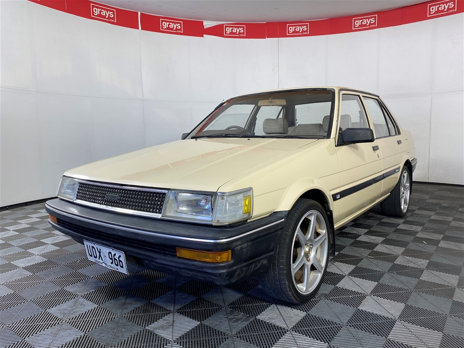 SA Classic Cars 1986 Toyota Corolla Manual Sedan