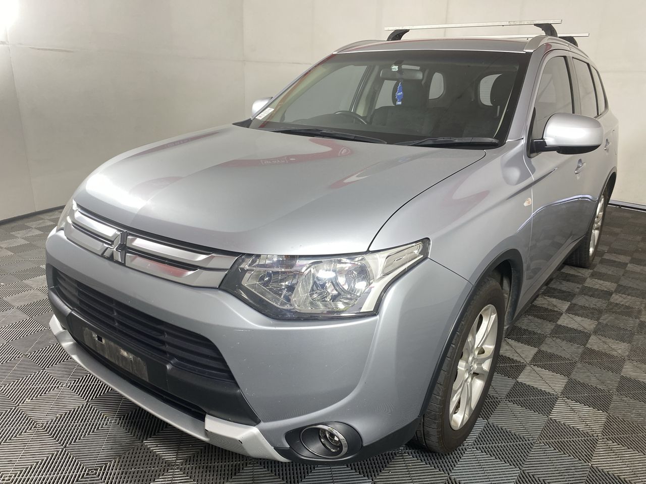 2014 Mitsubishi Outlander 