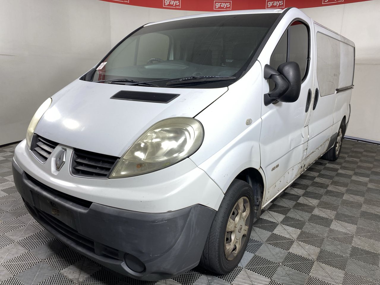 Renault Trafic LWB Turbo Diesel Clutchless Manual Van