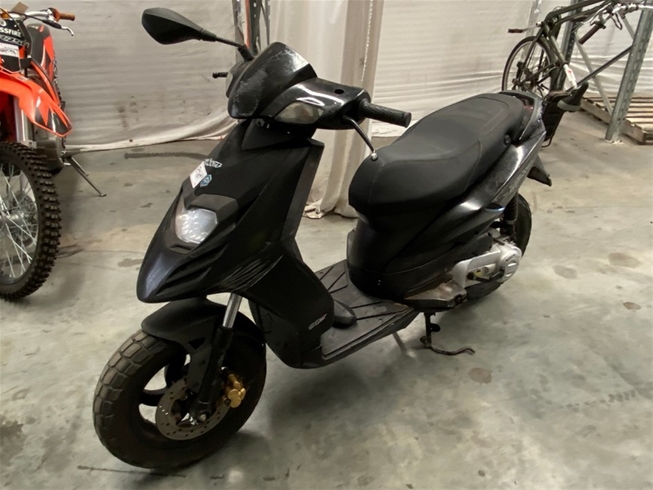 PIAGGIO piaggio-tph-50 Used - the parking motorcycles