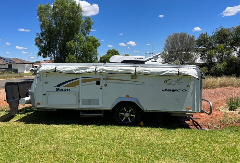 JAYCO SWAN CAMPER