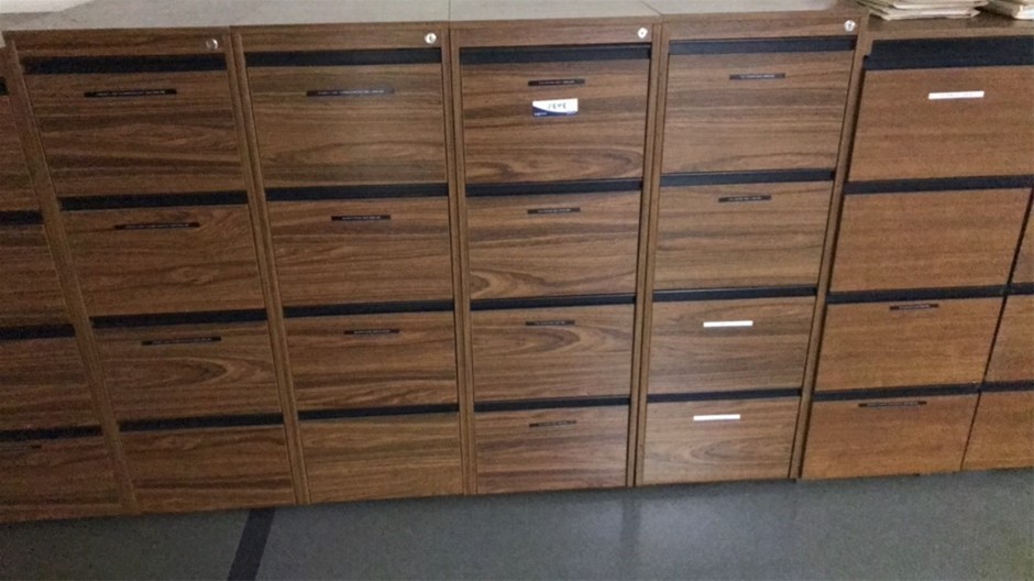 4 x 4 drawer timber filing Auction (18483024854) Grays