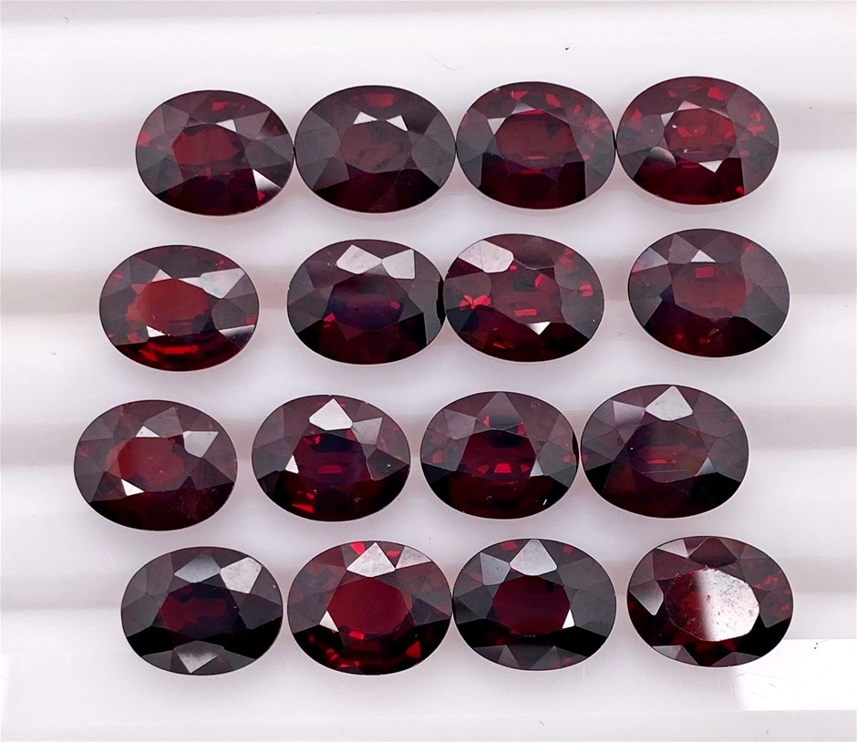 Sixteen loose 52.24ct in Total Auction (00012549957) Grays