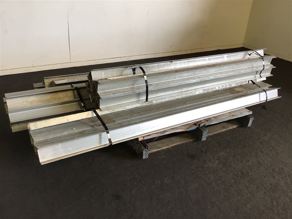 Galvanised Corner Posts Auction (0021-7047727) | Grays Australia