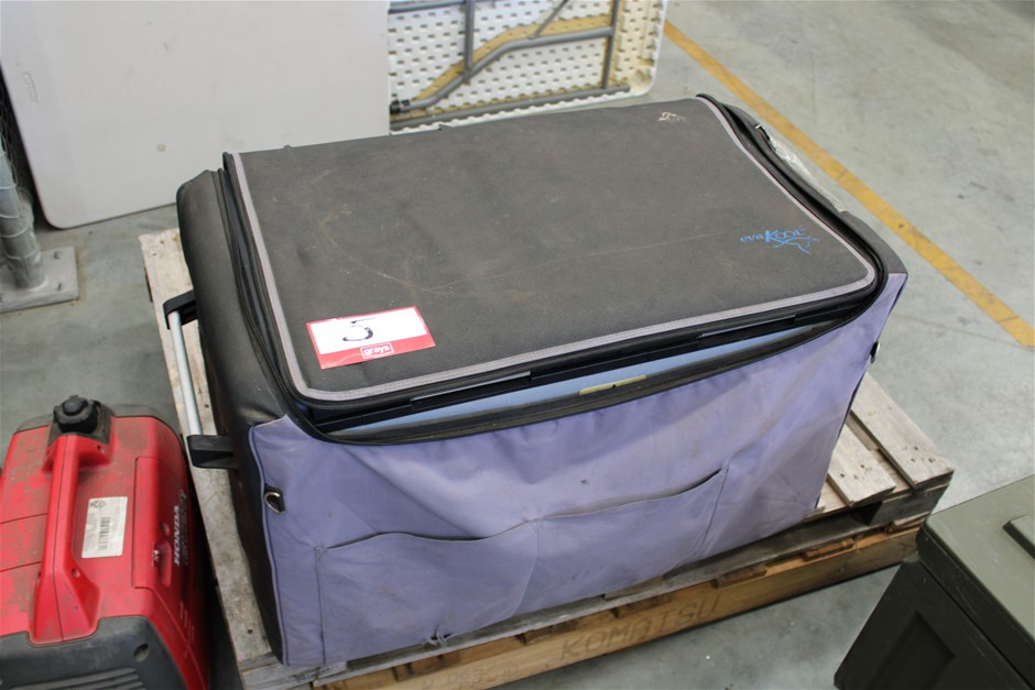 EvaKool Car Fridge/Freezer Auction (00059037901) Grays Australia
