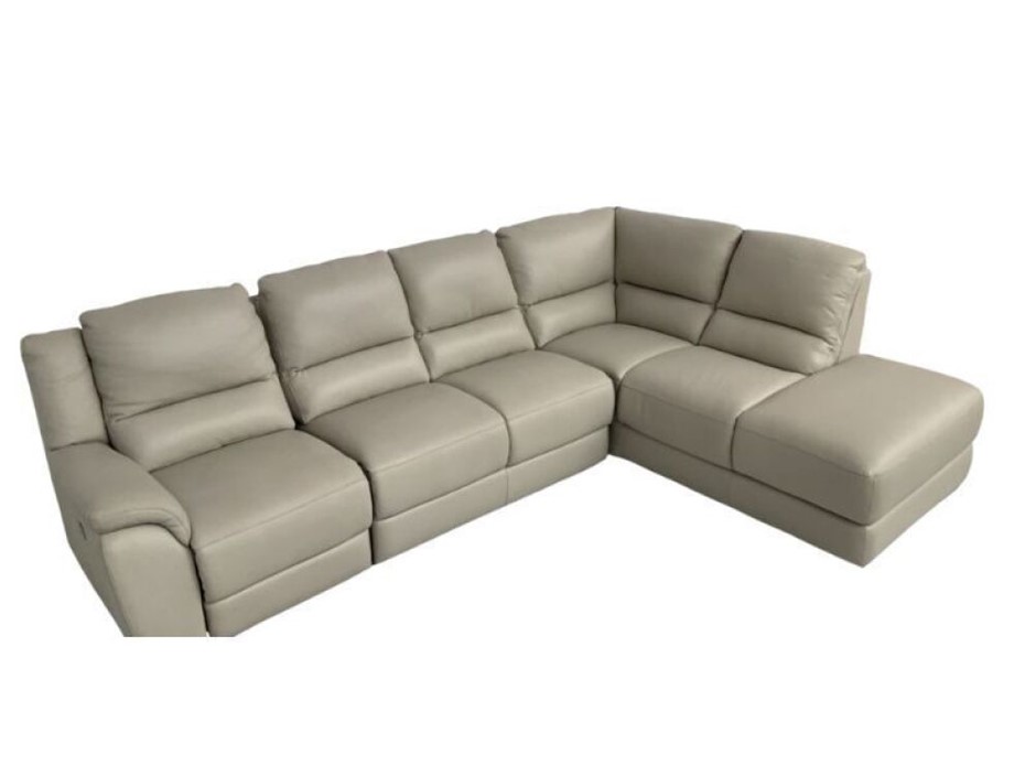 Major Retailer Clearance - Leather & Fabric Lounges 