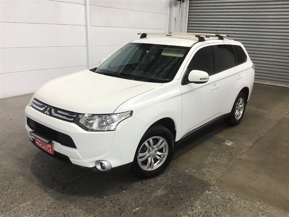 2012 Mitsubishi Outlander LS 4WD ZJ CVT 7 Seats Wagon