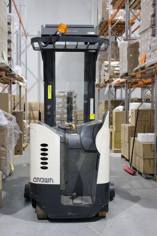 Crown High Reach Forklift Auction (00025051753) Grays Australia