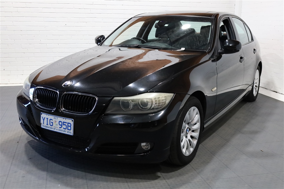 BMW 3 Series 320i EXEC. E90 Automatic Sedan