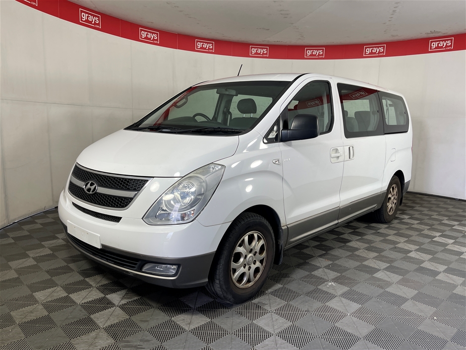 2014 Hyundai iMAX TQ Automatic 8 Seats People Mover
