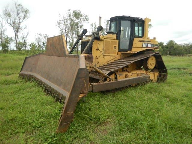 Trucks, Trailers, Machinery & Accessories