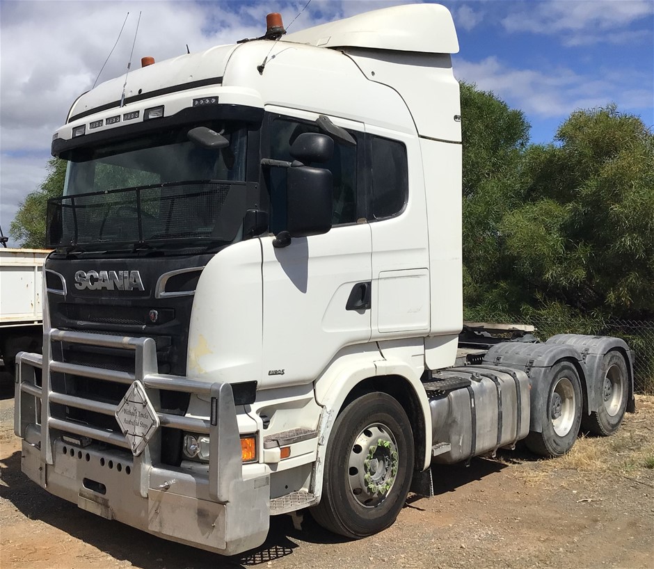 Unreserved 2015 Scania R620 6 x 4 Prime Mover