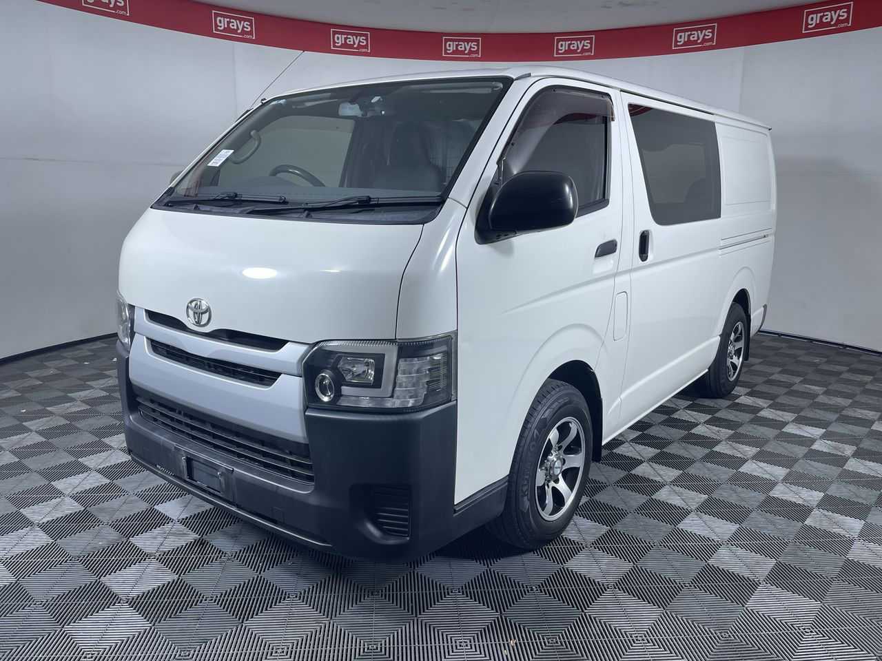 2016 Toyota HiAce LWB TRH201R Automatic Van