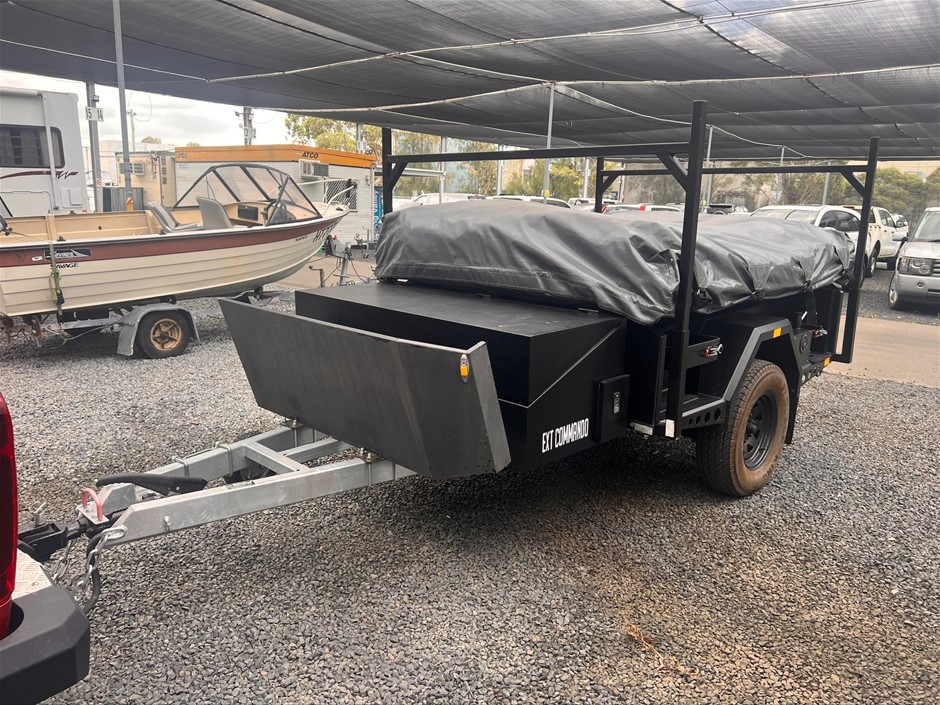 BLACK SERIES CAMPER TRAILER