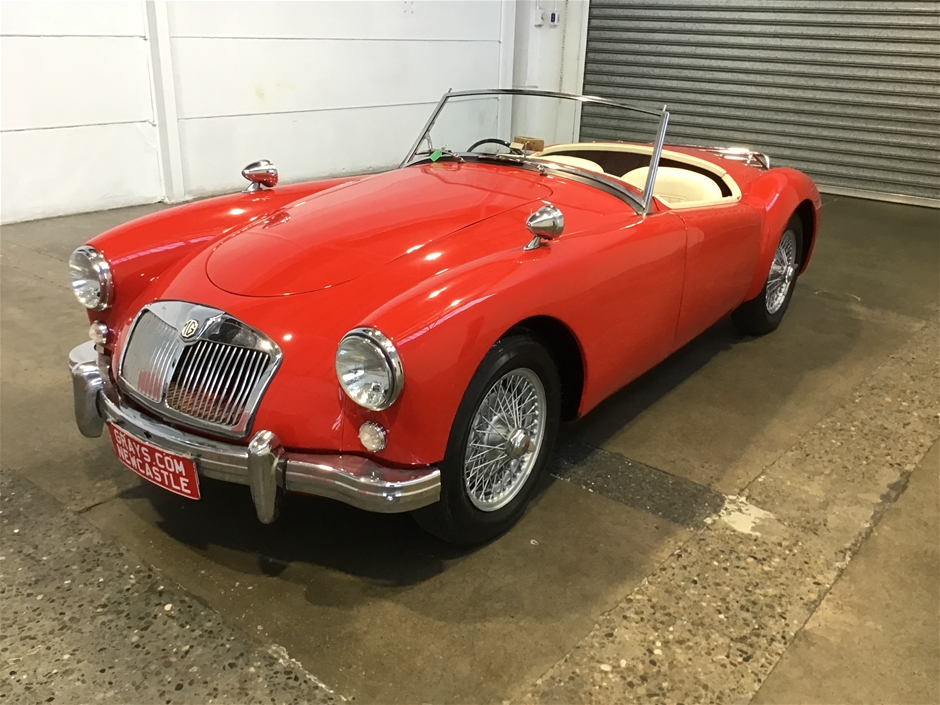 MGA 1500 Manual Convertible