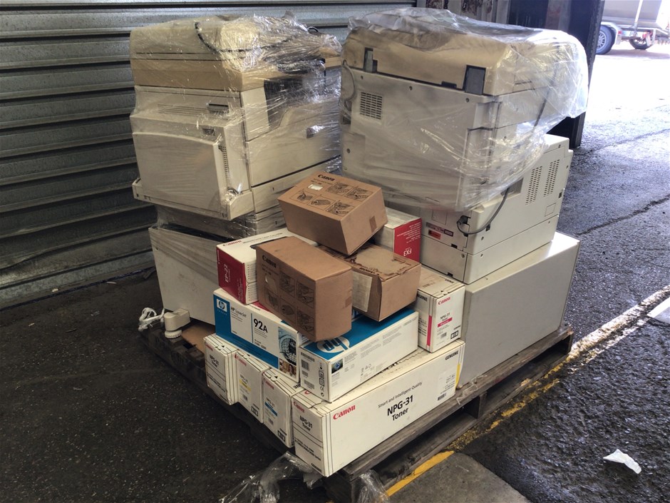 1x pallet assorted office equipment Auction (02037043525) Grays