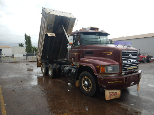 1992 Mack CHR Tipper  Tipper Truck