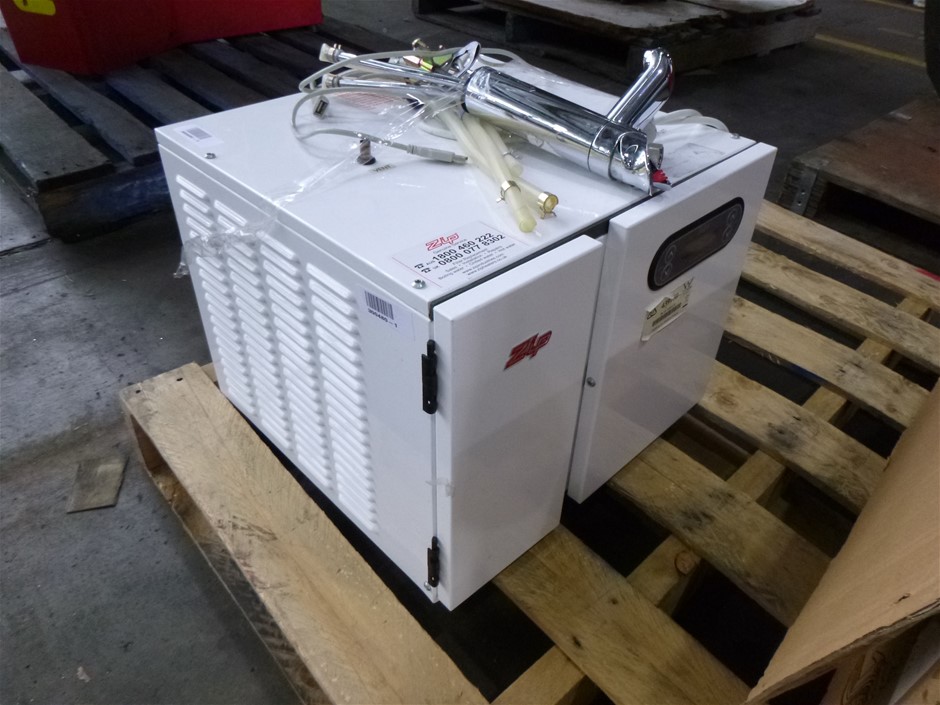 Zip BCH160/125 Under Bench Hot/Cold Water System Auction (01035052032