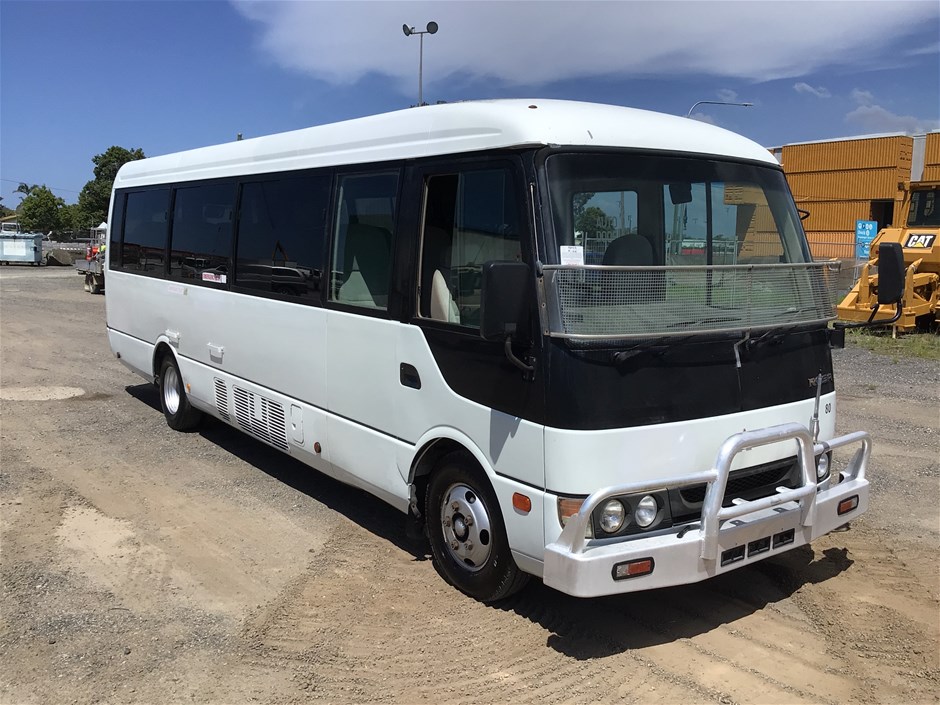 2005 Mitsubishi Rosa 4 x 2 Bus Ex Gov