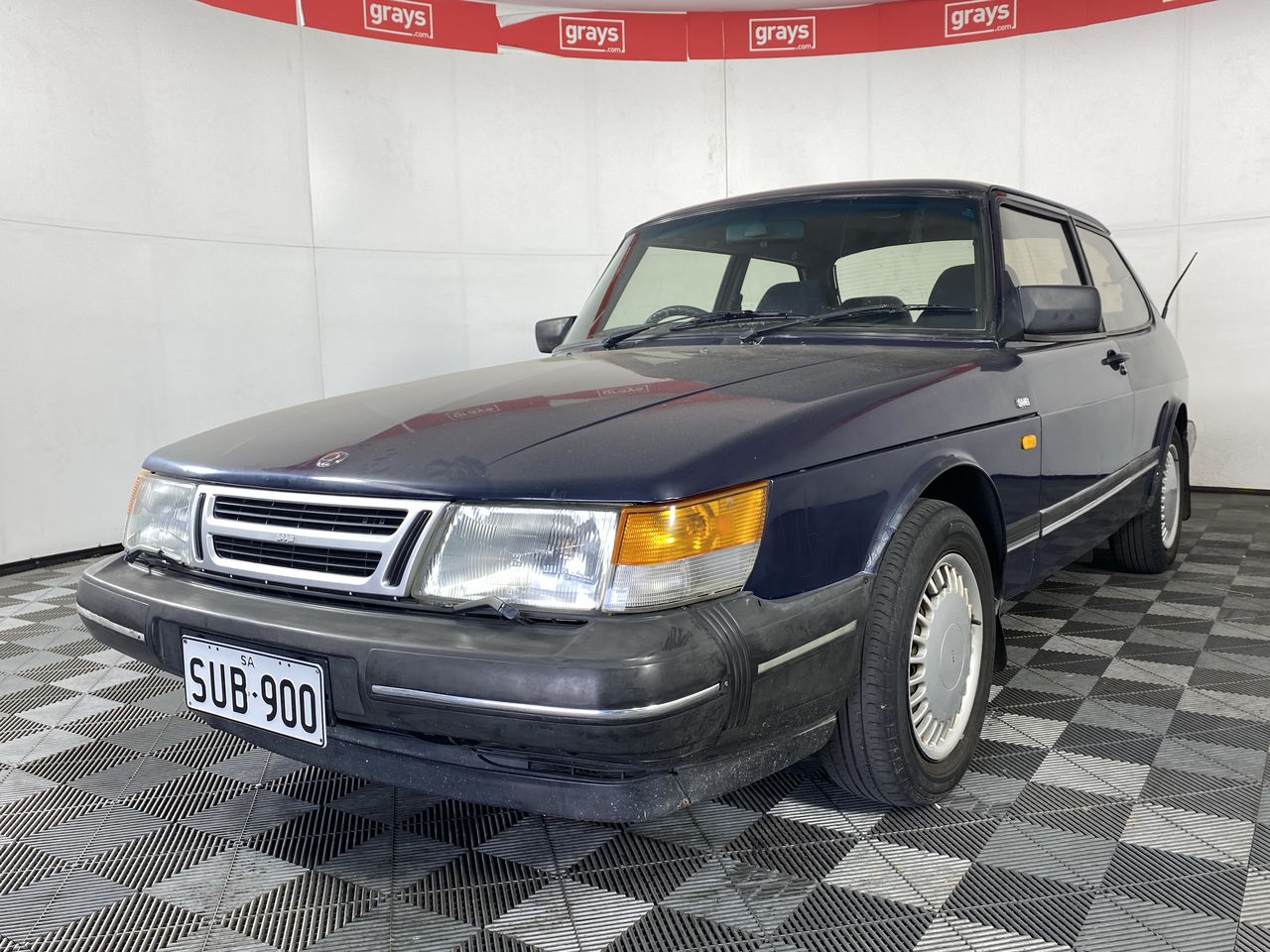 1990 SAAB 900i Automatic Coupe