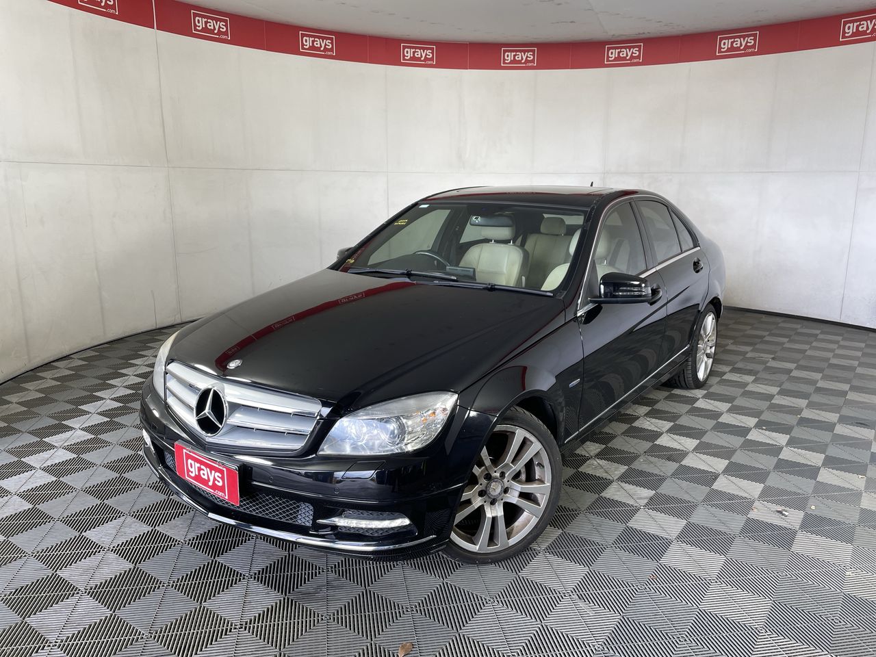 2010 Mercedes Benz C220 CDI Classic W204 T/D AT Sedan