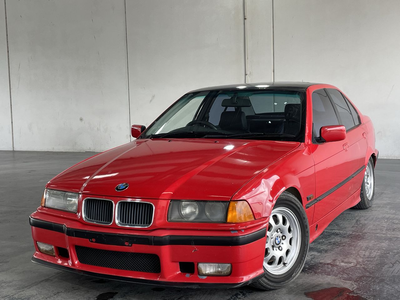 1994 BMW 320i E36 Manual Sedan