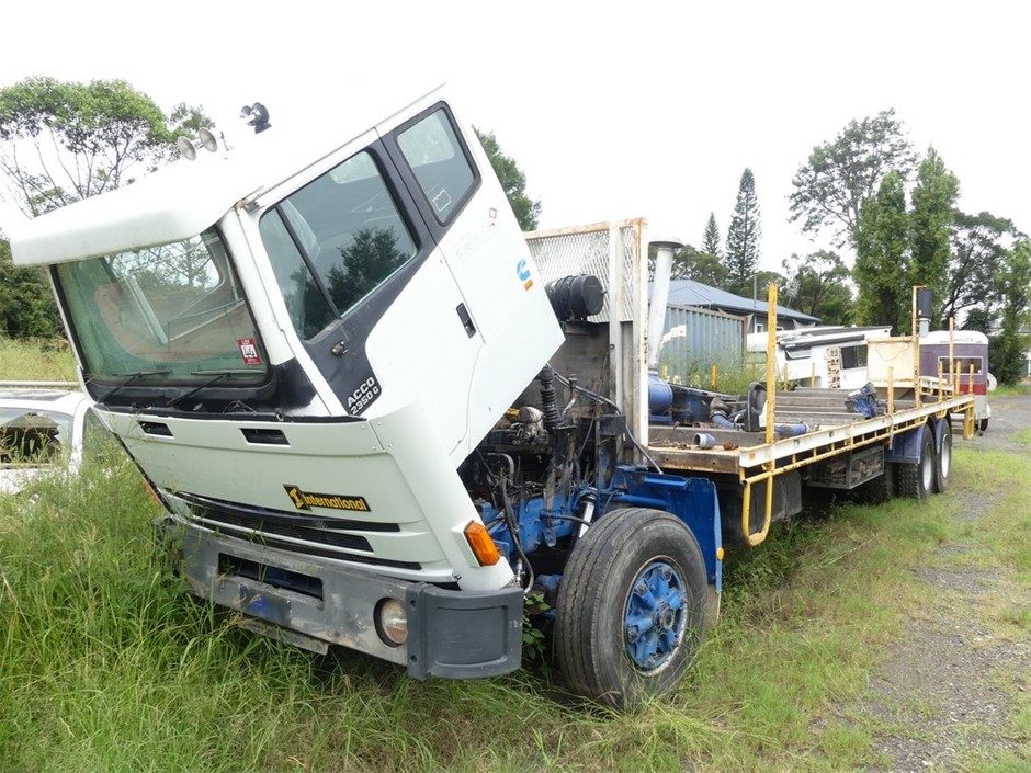 Trucks, Trailers, Machinery Auction