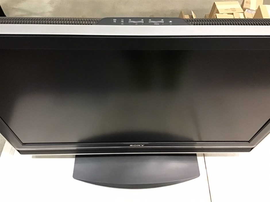 Sony Bravia 40 inch LCD TV Auction (0123-9040337) | Grays