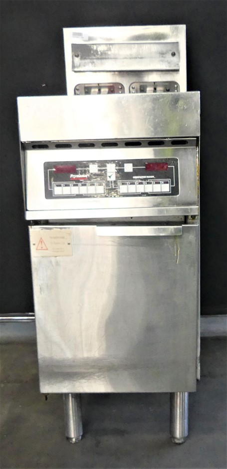 Unreserved Frymaster Deep Fryers & Rational Combi Oven