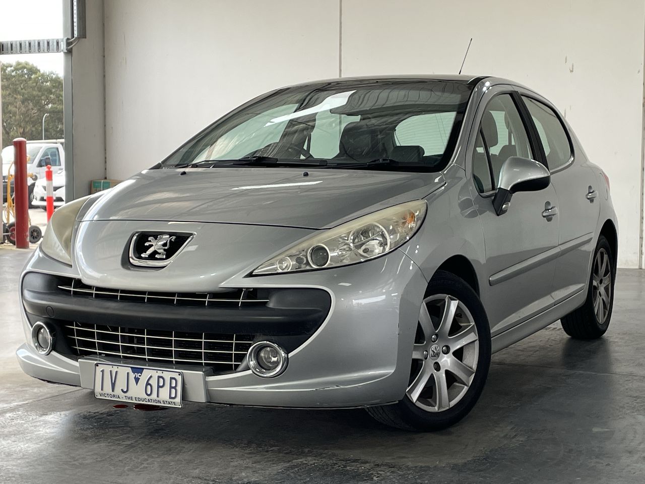 2008 Peugeot 207 XT Automatic 