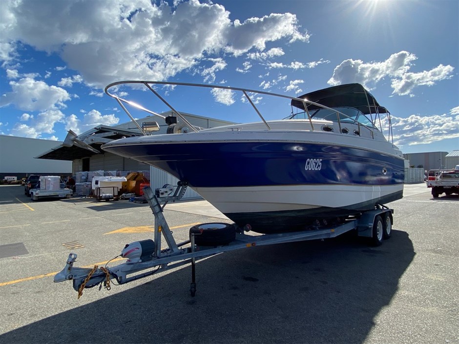 2000 Regal Commodore 2660 28ft Boat Auction (0001-70010155) | Grays ...