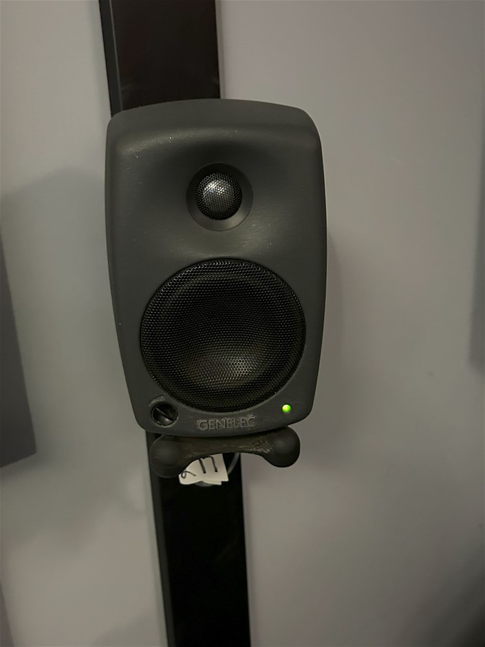 2 x GENELEC 8020B Studio Monitor Speakers wall mounted Auction (0277